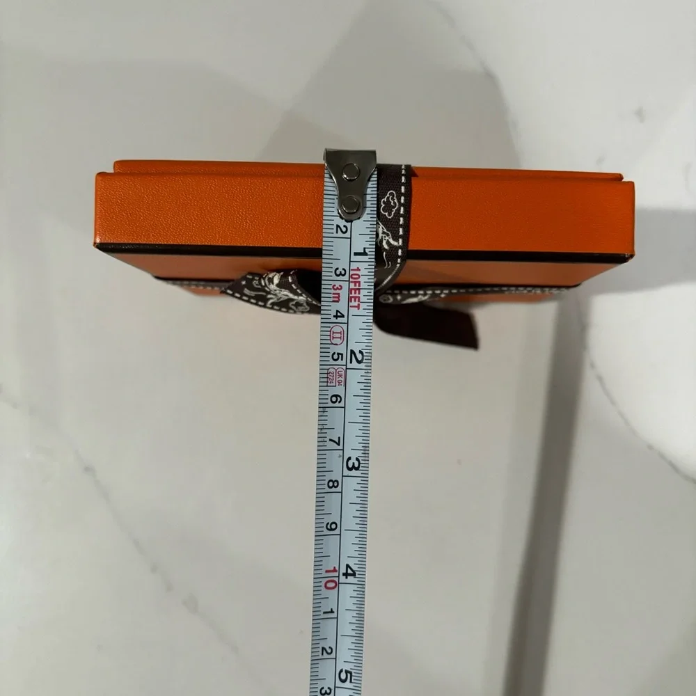 Hermes Wallet Gift Box w/ Tissue, NO RIBBON - Picture 6 of 8